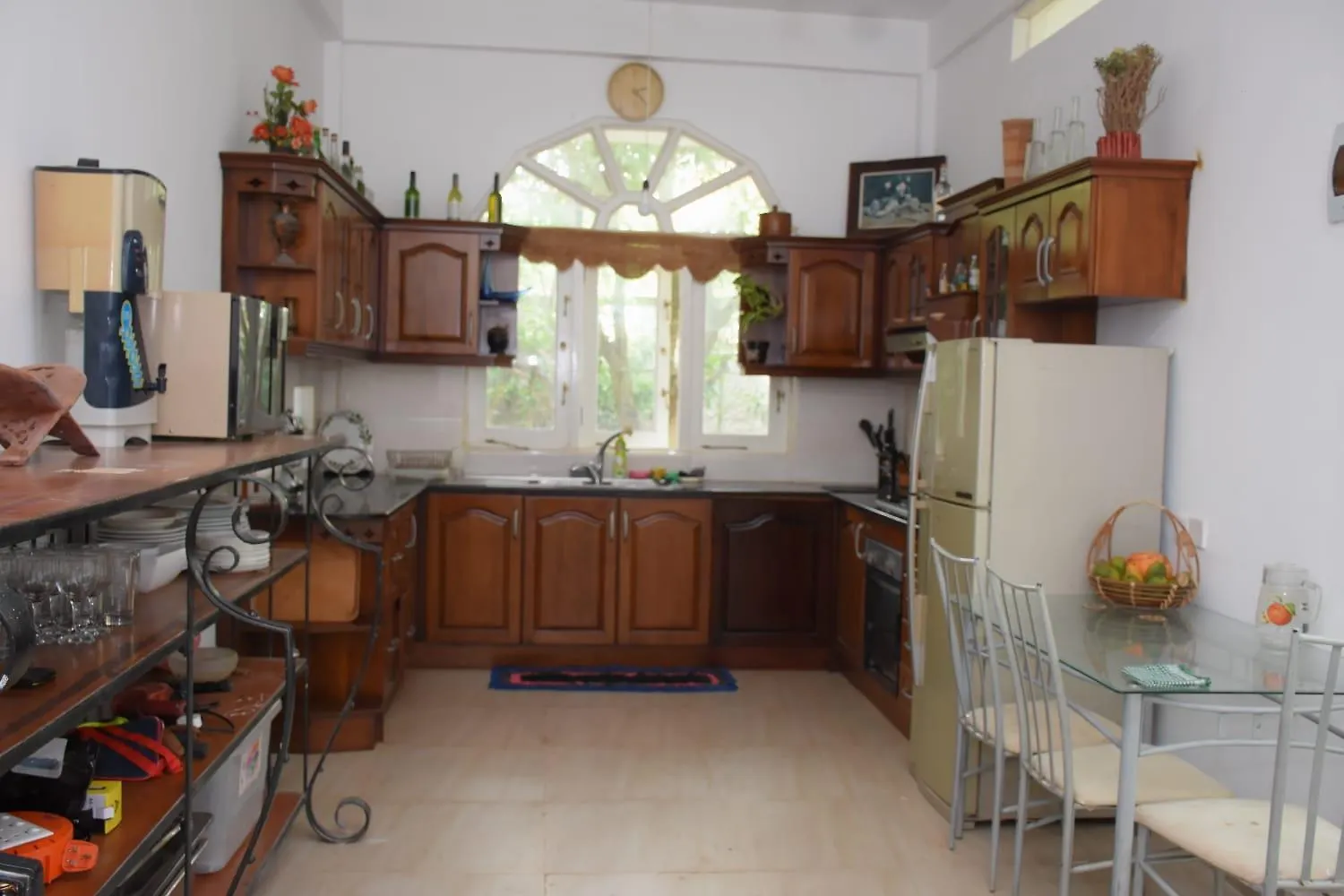 نيجومبو Goodlife Villa فندق مبيت وإفطار